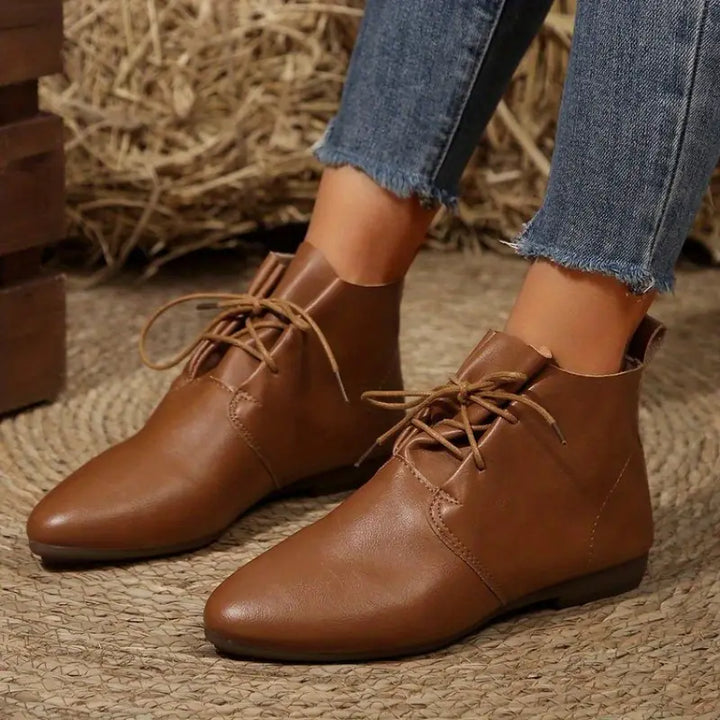 WOMEN'S RETRO ROUND TOE FLAT ANKLE BOOTIES