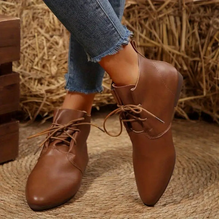 WOMEN'S RETRO ROUND TOE FLAT ANKLE BOOTIES