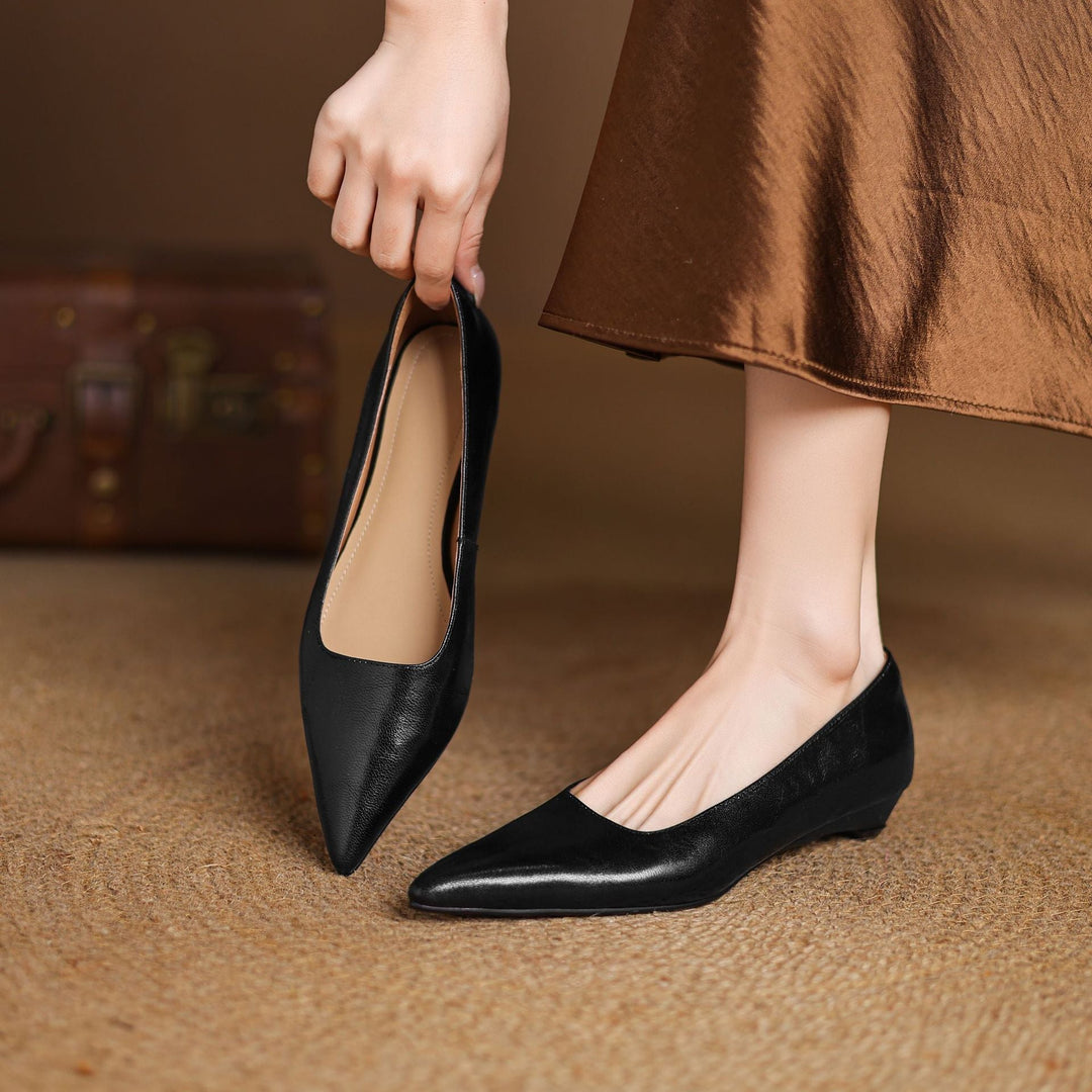 Veloria Lambskin Leather Flats